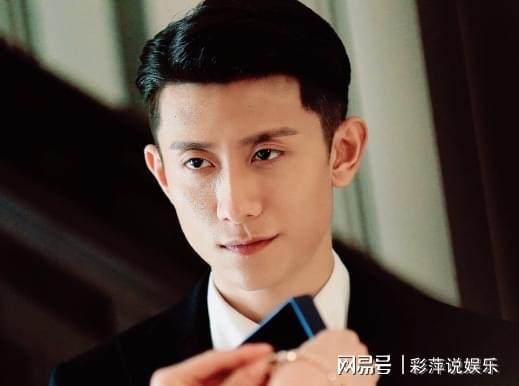 张一山恋情爆料最新消息,神秘女友身份曝光,恋情细节引热议 第2张 张一山恋情爆料最新消息,神秘女友身份曝光,恋情细节引热议 第2张